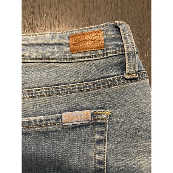 SEVEN7 WOMENS 5" FRAY HEM HIGH RISE DENIM STAR BLING WEEKEND SHORT SIZE 16 - Picture 3 of 9